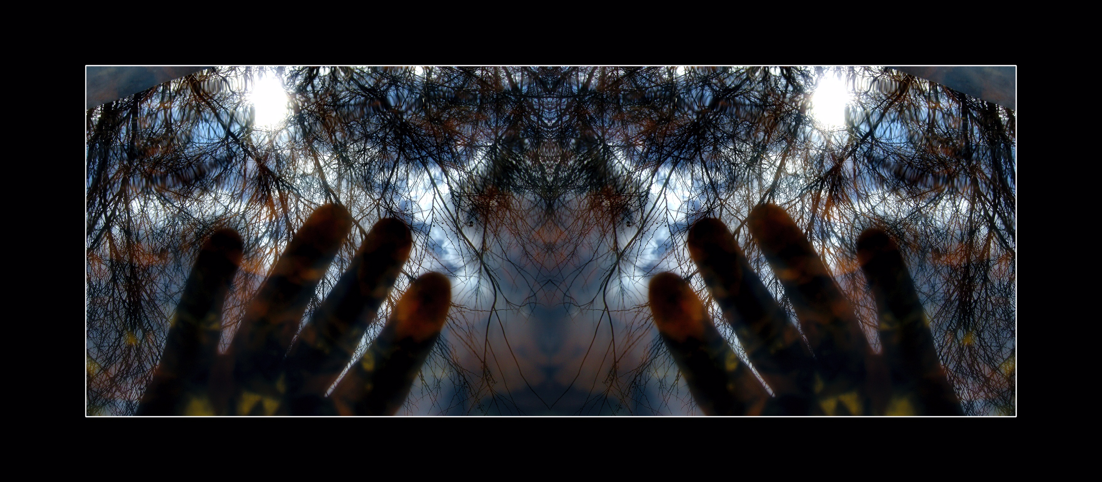 Traces between photodiary experience